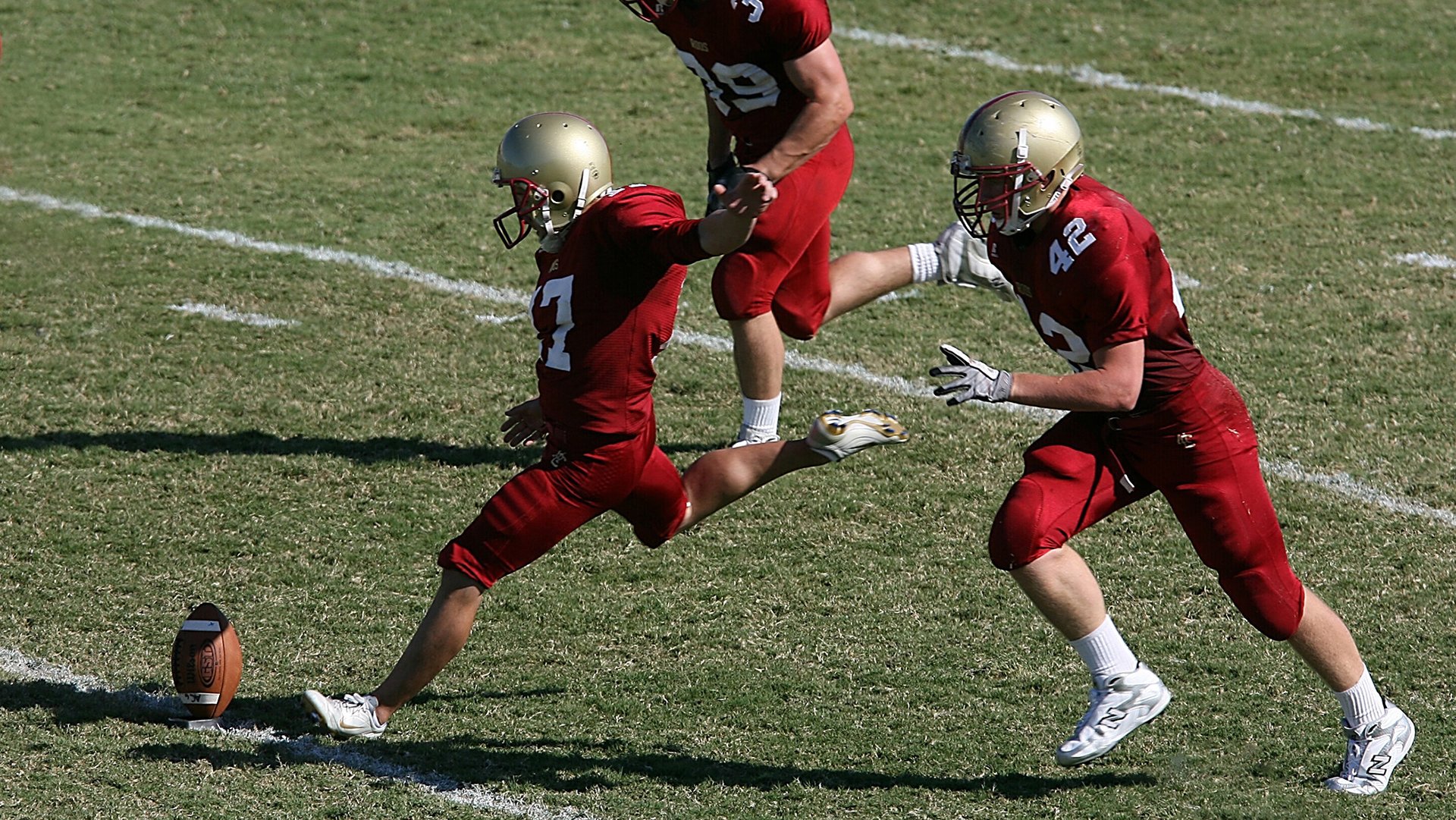 FB体育试玩-当枪手遇见战车，卡马文加的一击，如何让阿森纳与德国的对决提前落幕